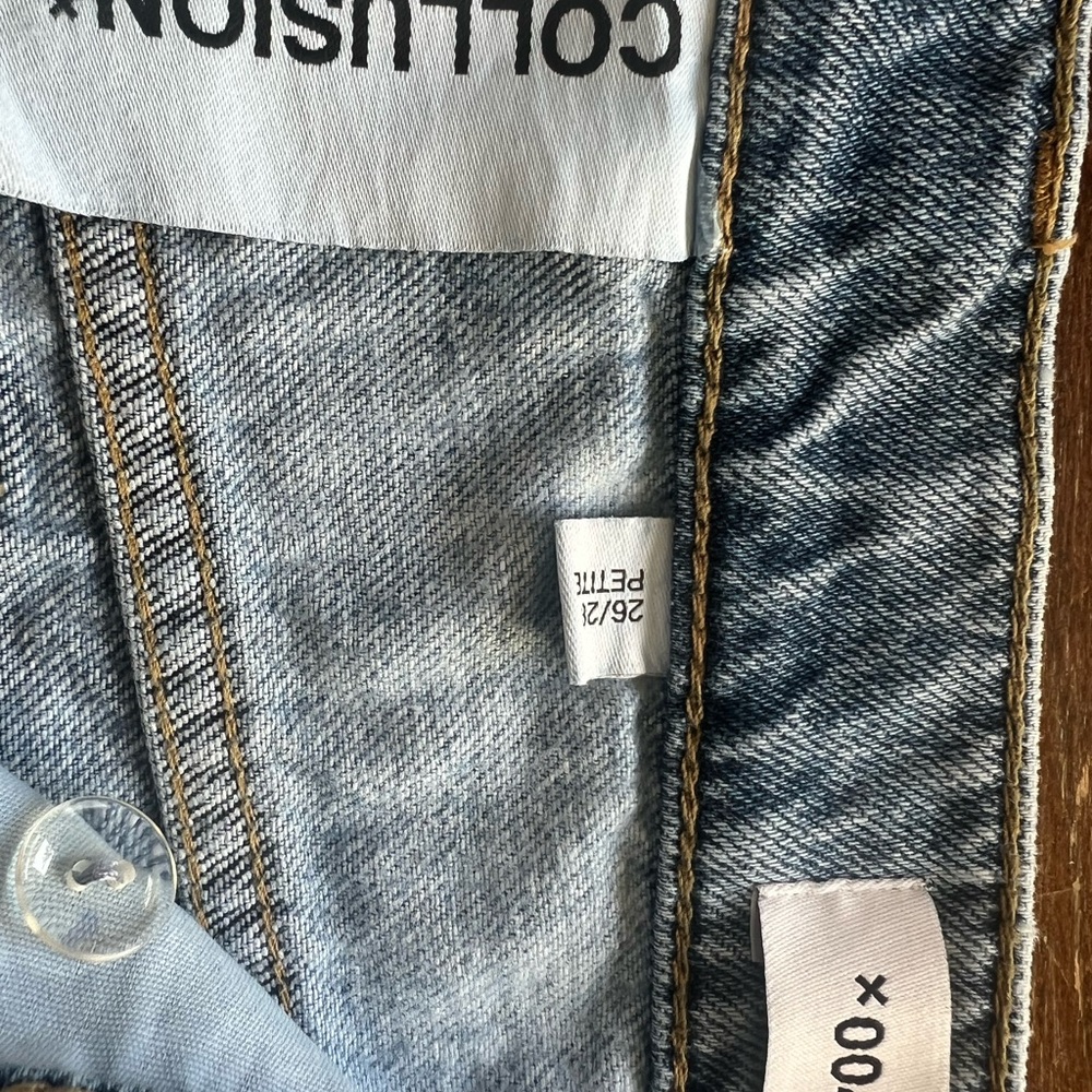 ASOS Petite High Rise Light Blue Jeans - Picture 9 of 9